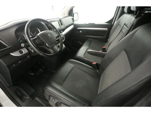 Peugeot Expert 2.0 BlueHDI 177PK L3H1 | Automaat | Clima | Camera | Cruise | 3 Zits | HuD | Carplay | 2xSchuifde... ActivLease financial lease