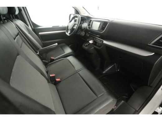 Peugeot Expert 2.0 BlueHDI 177PK L3H1 | Automaat | Clima | Camera | Cruise | 3 Zits | HuD | Carplay | 2xSchuifde... ActivLease financial lease