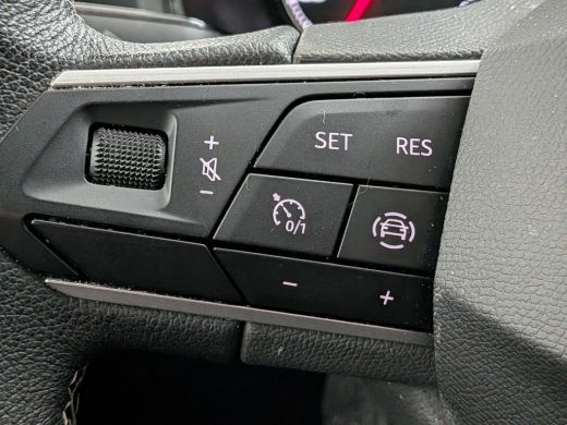 Seat Ibiza 1.0 95PK EcoTSI Style | Cruise Control | Climate Control | Apple Carplay & Android Auto | PDC Ach... ActivLease financial lease