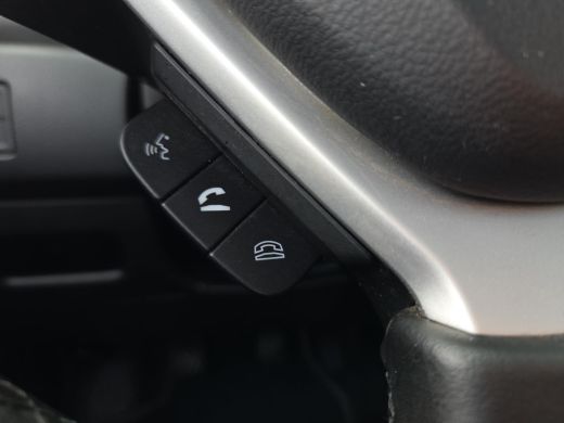 Suzuki Vitara 1.4 Boosterjet Style Smart Hybrid | Panorama dak | Trekhaak | Apple CarPlay | Rijklaar incl. gara... ActivLease financial lease