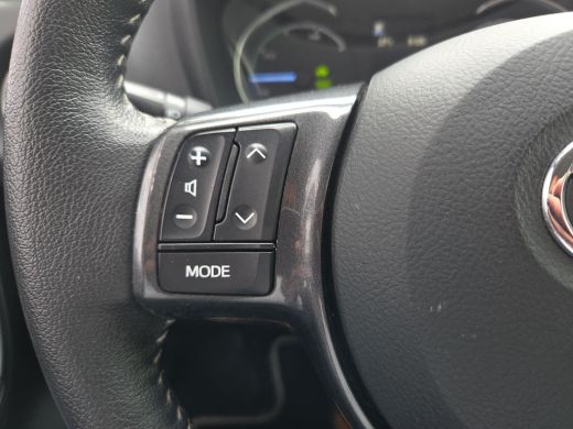 Toyota Yaris 1.5 Hybrid Y20 Exclusive Edition | Navigatie | LM Velgen | Rijklaar incl. garantie | ActivLease financial lease