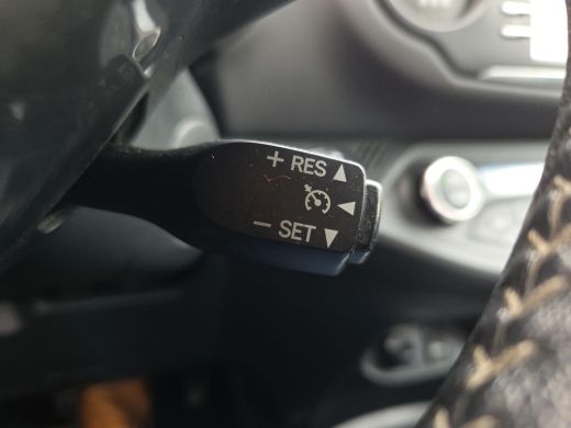 Toyota Yaris 1.5 Hybrid Y20 Exclusive Edition | Navigatie | LM Velgen | Rijklaar incl. garantie | ActivLease financial lease