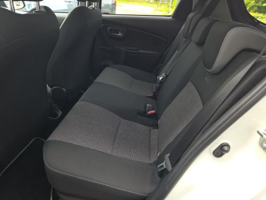 Toyota Yaris 1.5 Hybrid Y20 Exclusive Edition | Navigatie | LM Velgen | Rijklaar incl. garantie | ActivLease financial lease