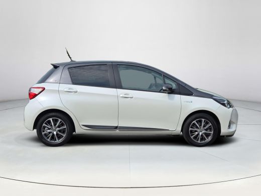 Toyota Yaris 1.5 Hybrid Y20 Exclusive Edition | Navigatie | LM Velgen | Rijklaar incl. garantie | ActivLease financial lease