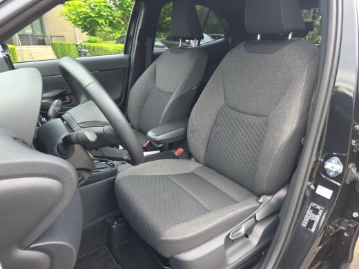 Toyota Yaris Cross 1.5 Hybrid 115 Dynamic Comfort Pack | Parkeersensoren | Blindspot | Rijklaar incl. garantie | ActivLease financial lease
