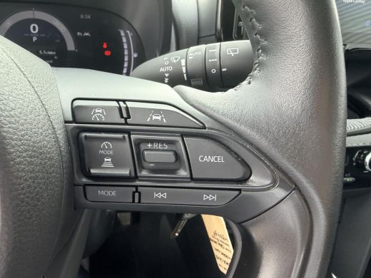 Toyota Yaris Cross 1.5 Hybrid Active comfort pack ActivLease financial lease