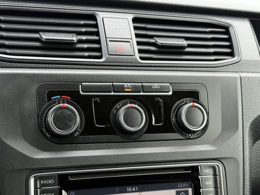 Volkswagen Caddy 2.0 TDI 102 PK / DSG AUTOMAAT / L1H1 / INRICHTING / 1e EIG. / TREKHAAK / CRUISE ActivLease financial lease