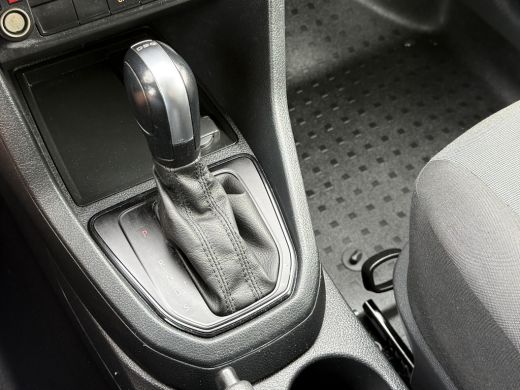 Volkswagen Caddy 2.0 TDI 102 PK / DSG AUTOMAAT / L1H1 / INRICHTING / 1e EIG. / TREKHAAK / CRUISE ActivLease financial lease