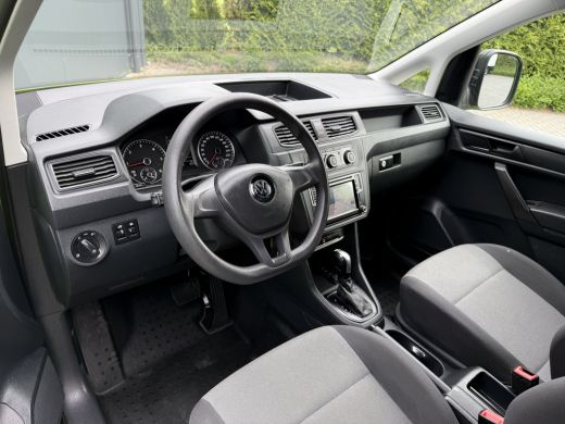 Volkswagen Caddy 2.0 TDI 102 PK / DSG AUTOMAAT / L1H1 / INRICHTING / 1e EIG. / TREKHAAK / CRUISE ActivLease financial lease