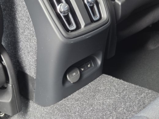 Volvo  EC40 Single Motor Plus Europa 70 kWh | Panoramadak | Memory | Harman/Kardon | Stuur/stoelverwarming ActivLease financial lease
