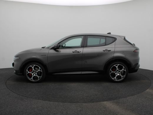 Alfa Romeo Tonale 1.5T Hybrid Veloce Lederen Bekleding | Adaptieve Cruise Control | Elektrische Stoelen | Stoelverw... ActivLease financial lease