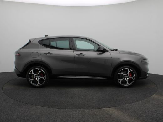 Alfa Romeo Tonale 1.5T Hybrid Veloce Lederen Bekleding | Adaptieve Cruise Control | Elektrische Stoelen | Stoelverw... ActivLease financial lease