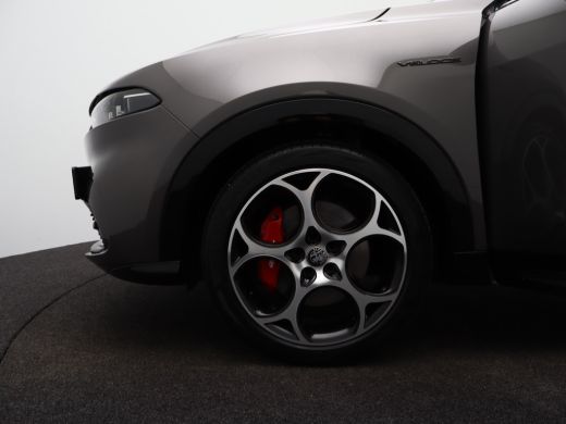 Alfa Romeo Tonale 1.5T Hybrid Veloce Lederen Bekleding | Adaptieve Cruise Control | Elektrische Stoelen | Stoelverw... ActivLease financial lease
