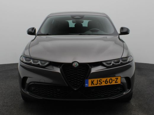 Alfa Romeo Tonale 1.5T Hybrid Veloce Lederen Bekleding | Adaptieve Cruise Control | Elektrische Stoelen | Stoelverw... ActivLease financial lease