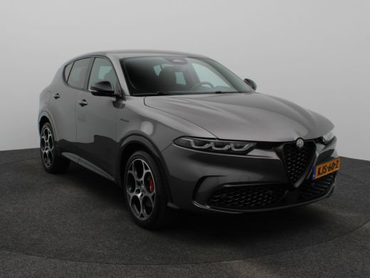 Alfa Romeo Tonale 1.5T Hybrid Veloce Lederen Bekleding | Adaptieve Cruise Control | Elektrische Stoelen | Stoelverw... ActivLease financial lease