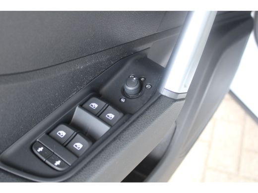 Audi Q2 35 TFSI epic | Trekhaak | Navigatie | Parkeersensoren | Cruise control | ActivLease financial lease