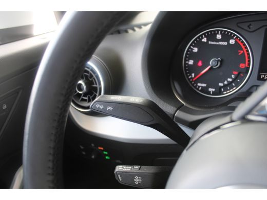 Audi Q2 35 TFSI epic | Trekhaak | Navigatie | Parkeersensoren | Cruise control | ActivLease financial lease