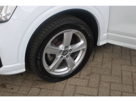 Audi Q2 35 TFSI epic | Trekhaak | Navigatie | Parkeersensoren | Cruise control | ActivLease financial lease