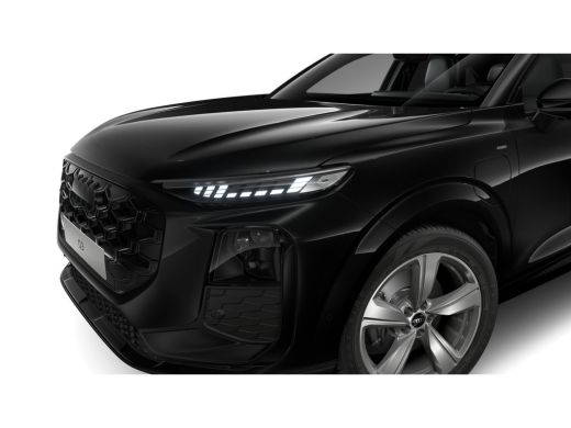 Audi Q3 S edition | Adaptive cruise control | Audi sound system | Cruise control ActivLease financial lease