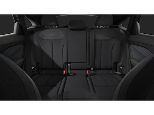 Audi Q3 S edition | Adaptive cruise control | Audi sound system | Cruise control ActivLease financial lease