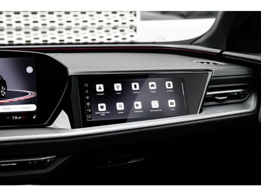 Audi Q5 S edition competition | Audi virtual cockpit | Hemelbekleding in zwart | Navigatie plus ActivLease financial lease