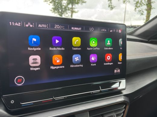 CUPRA Formentor 1.5 TSI Business Edition | Pano | Trekhaak | Apple Carplay | Sfeerverlichting | Stoel & Stuurverw... ActivLease financial lease