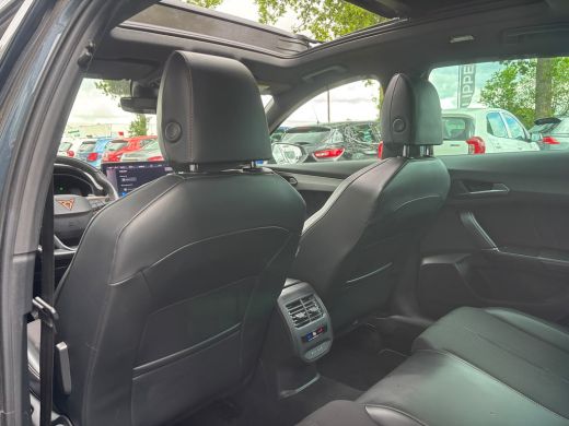 CUPRA Formentor 1.5 TSI Business Edition | Pano | Trekhaak | Apple Carplay | Sfeerverlichting | Stoel & Stuurverw... ActivLease financial lease