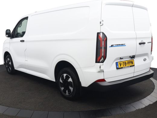 Ford E-Transit Custom 320 L1H1 Trend 71 kWh | Grotere Accu | 3-Jaar Extra Garantie! | Bijrijdersbank | LED | CarPlay/An... ActivLease financial lease