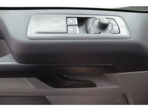 Ford E-Transit Custom 320 L1H1 Trend 71 kWh | 3 Jaar Extra Garantie! | Grotere Accu | CarPlay/Android Auto | LED | Park... ActivLease financial lease