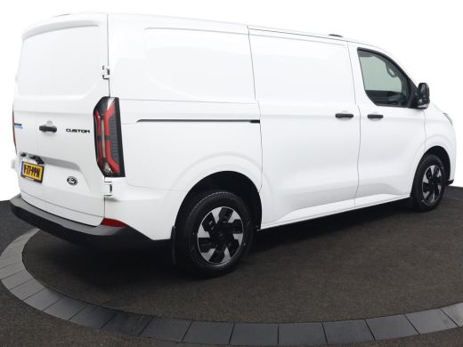 Ford E-Transit Custom 320 L1H1 Trend 71 kWh | 3 Jaar Extra Garantie! | Grotere Accu | CarPlay/Android Auto | LED | Park... ActivLease financial lease