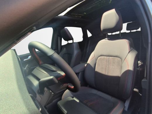 Ford Kuga 2.5 PHEV ST-Line X 243pk | Panoramadak | Adaptieve Matrix Led | Winterpack | Elekt. Wegkapbare Tr... ActivLease financial lease