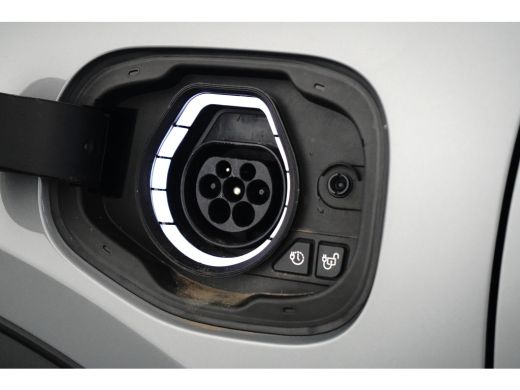 Ford Kuga Titanium | Trekhaak | Camera | 2100KG Trekgewicht | Climate Control | ActivLease financial lease