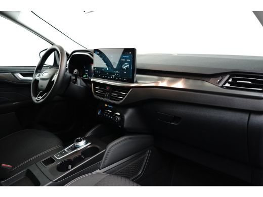 Ford Kuga Titanium | Trekhaak | Camera | 2100KG Trekgewicht | Climate Control | ActivLease financial lease