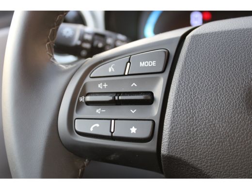 Hyundai i10 1.0 Premium | Achteruitrijcamera | Airco (automatisch) | Apple Carplay/Android Auto|telefooninteg... ActivLease financial lease
