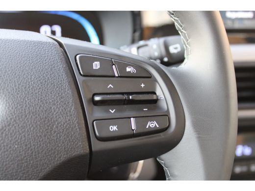 Hyundai i10 1.0 Premium | Achteruitrijcamera | Airco (automatisch) | Apple Carplay/Android Auto|telefooninteg... ActivLease financial lease