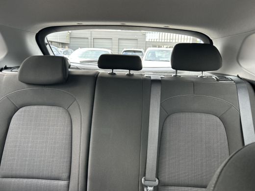 Hyundai Kona 1.6 GDI HEV Comfort Smart | Apple Carplay/Android Auto | Achteruitrijcamera | Parkeersensoren | K... ActivLease financial lease
