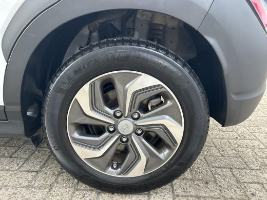 Hyundai Kona 1.6 GDI HEV Comfort Smart | Apple Carplay/Android Auto | Achteruitrijcamera | Parkeersensoren | K... ActivLease financial lease
