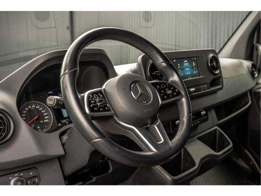 Mercedes-Benz Sprinter 317 CDI RWD L2H1 | 170 PK | Automaat | 1e Eigenaar | Cruise | Camera | Mbux | PDC | Climatronic ActivLease financial lease