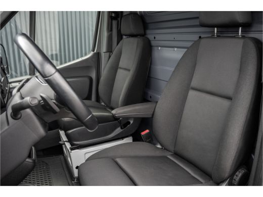 Mercedes-Benz Sprinter 317 CDI RWD L2H1 | 170 PK | Automaat | 1e Eigenaar | Cruise | Camera | Mbux | PDC | Climatronic ActivLease financial lease