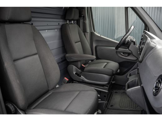 Mercedes-Benz Sprinter 317 CDI RWD L2H1 | 170 PK | Automaat | 1e Eigenaar | Cruise | Camera | Mbux | PDC | Climatronic ActivLease financial lease