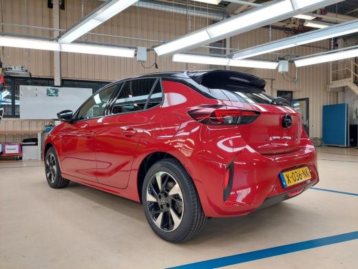 Opel Corsa-e GS 50 kWh 3 Fase | Navigatie | Achteruitrijcamera | Dodehoek-Detectie | Warmtepomp | !! ActivLease financial lease
