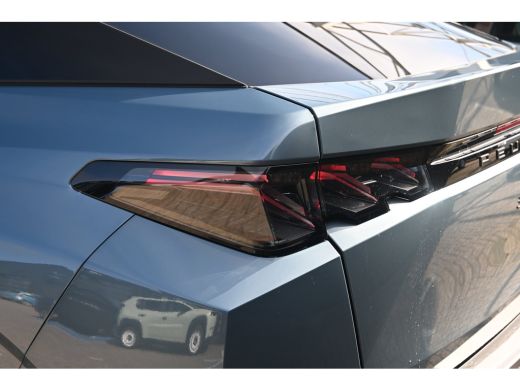Peugeot 3008 GT | Advanced Active Safety Brake met camera en radar (Pack Safety Plus) | Climate Control | Elek... ActivLease financial lease