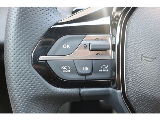 Peugeot 408 GT Avantage 58 kWh | Camera | Winterpakket | Navi | Warmtepomp | Leder/alcantara | Keyless | ActivLease financial lease