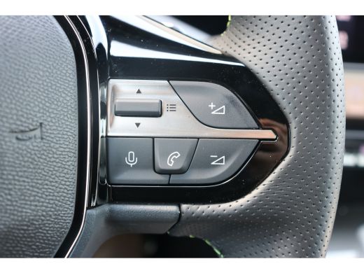 Peugeot 408 GT Avantage 58 kWh | Camera | Winterpakket | Navi | Warmtepomp | Leder/alcantara | Keyless | ActivLease financial lease