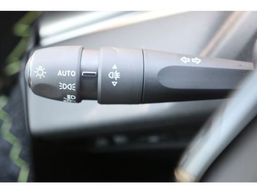 Peugeot 408 GT Avantage 58 kWh | Camera | Winterpakket | Navi | Warmtepomp | Leder/alcantara | Keyless | ActivLease financial lease