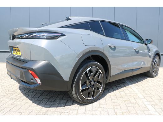 Peugeot 408 GT Avantage 58 kWh | Camera | Winterpakket | Navi | Warmtepomp | Leder/alcantara | Keyless | ActivLease financial lease