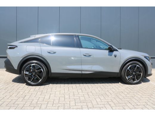 Peugeot 408 GT Avantage 58 kWh | Camera | Winterpakket | Navi | Warmtepomp | Leder/alcantara | Keyless | ActivLease financial lease