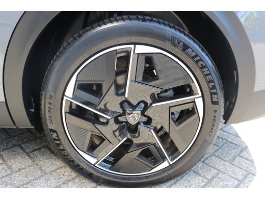 Peugeot 408 GT Avantage 58 kWh | Camera | Winterpakket | Navi | Warmtepomp | Leder/alcantara | Keyless | ActivLease financial lease