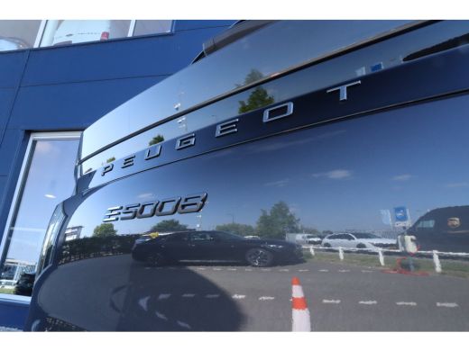 Peugeot 5008 GT | Adaptieve cruise control met Stop&Go functie | LED 3D-achterlichten | Pack Safety Plus ActivLease financial lease