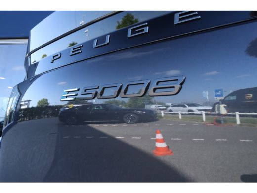 Peugeot 5008 GT | Adaptieve cruise control met Stop&Go functie | LED 3D-achterlichten | Pack Safety Plus ActivLease financial lease